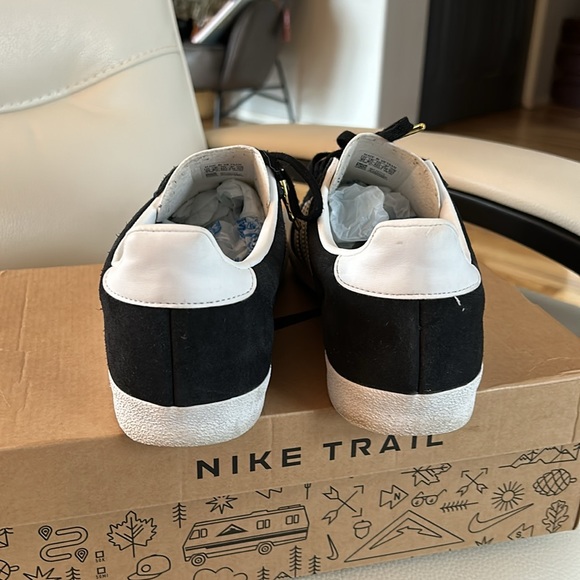 Womens Gazelle Adidas - Picture 5 of 9